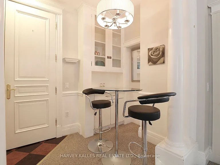 27 Hiawatha Rd #4 — Photo 7