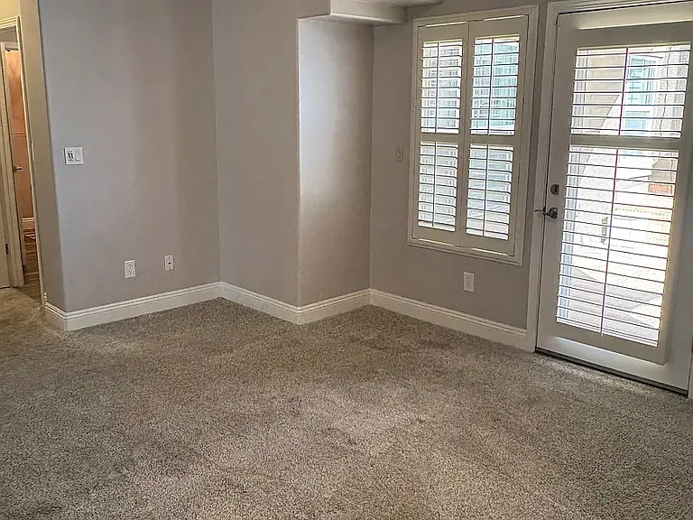 8610 Bolsena Ln — Photo 6