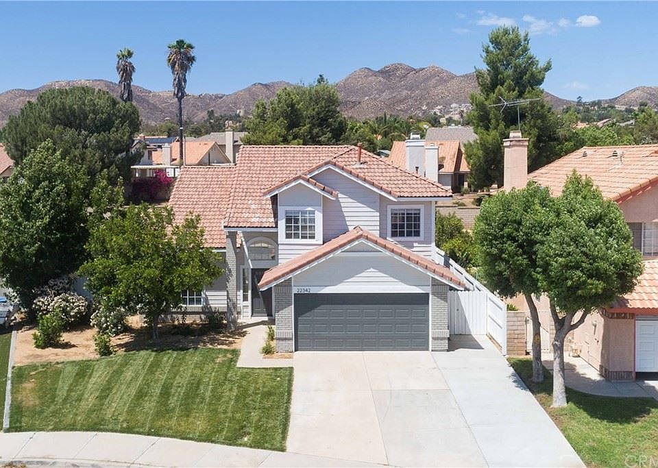1st image of 22342 Hillshore Ct