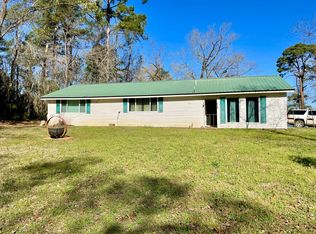 3062 Little Flock Rd, Many, LA 71449