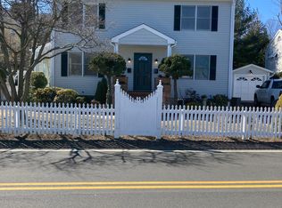 343 Weed Ave, Stamford, CT 06902