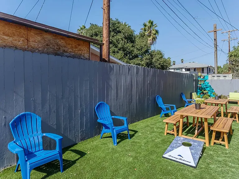 817 N Mariposa Ave #81712 — Photo 23