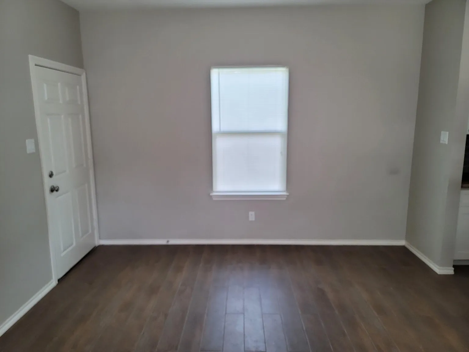 2 bed, 2.0 bath, 2136 sqft, $1,750 — Photo 3