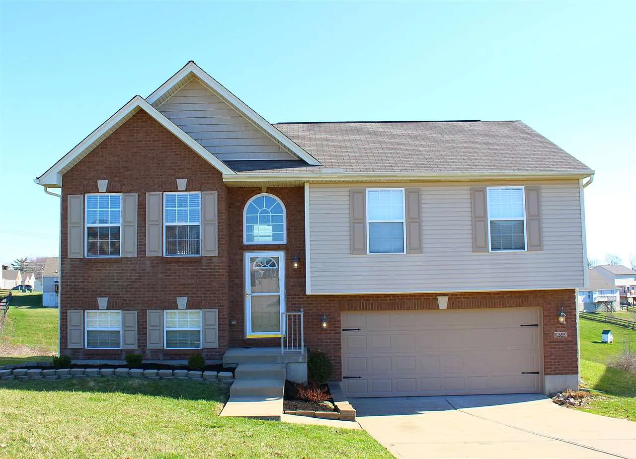 10343 Chambersburg Dr photo 1
