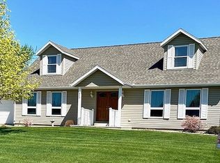 823 Park St, Caledonia, MN 55921