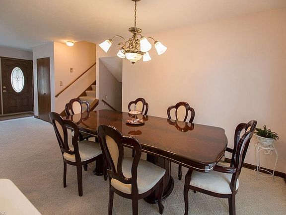 5th image of 7956 Pamela Dr