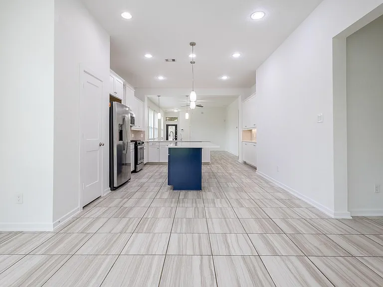 12226 Castano Creek Dr — Photo 10