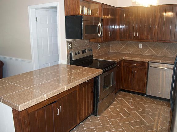 Kitchen Left
