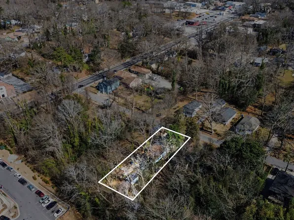 760 Alta Pl NW, Atlanta, GA 30318