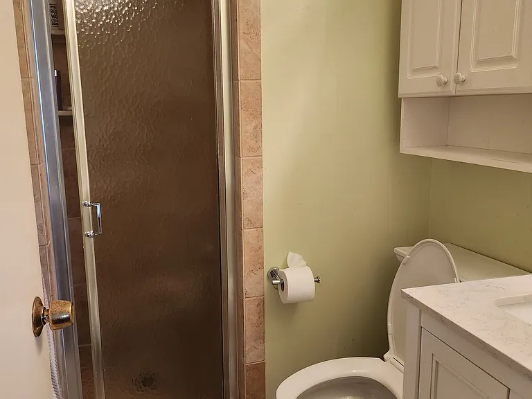 Master Private Bathroom