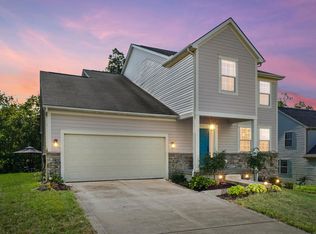 322 Weatherburn Dr, Pataskala, OH 43062