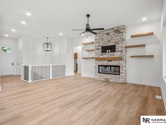 4th image of 18400 Nicholas Rd