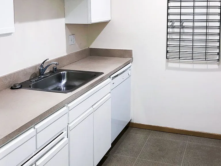 Oswego Apartments - Located on the east banks of Green Lake — Photo 9
