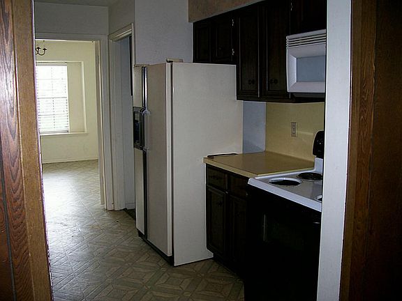 GALLEY KITCHEN