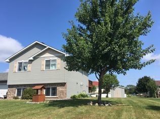 2212 Hope Ave, Lester Prairie, MN 55354