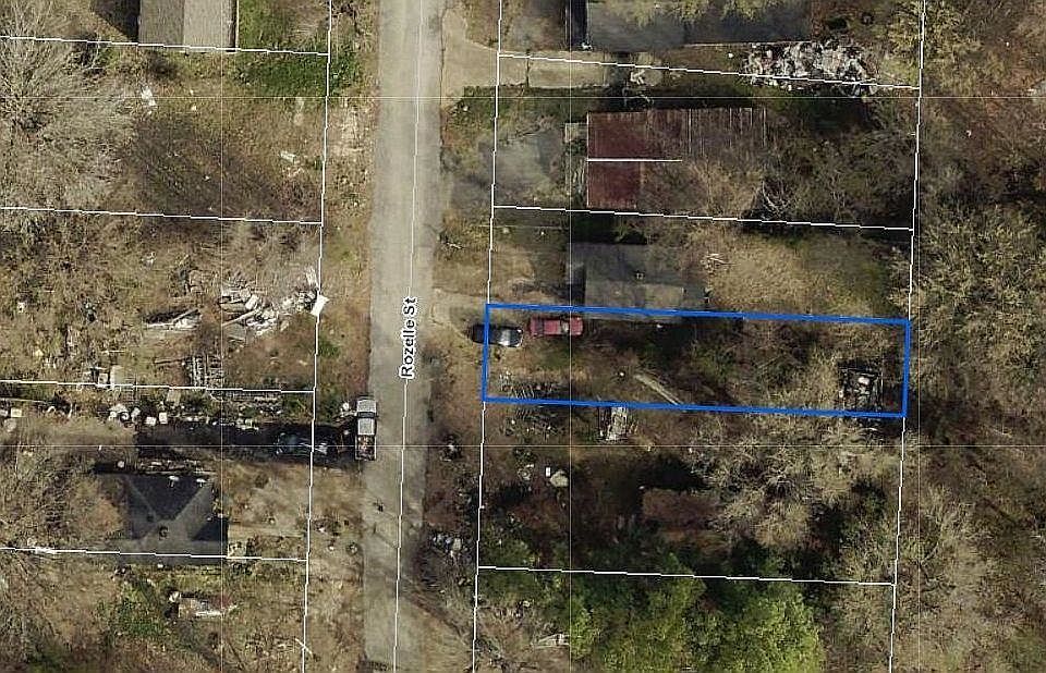 2nd image of 1824 Rozelle St #S-13