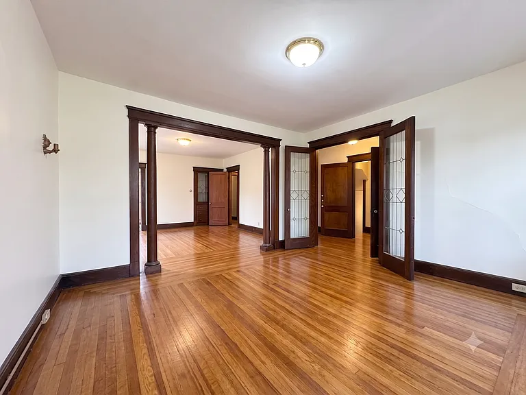 126 Mansfield St — Photo 9