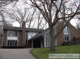 128 Chaparral Dr, Apple Valley, MN 55124