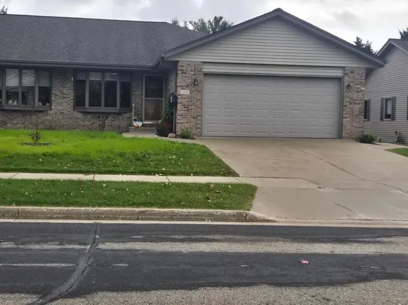 239 Whisper LANE, Kewaskum, WI 53040
