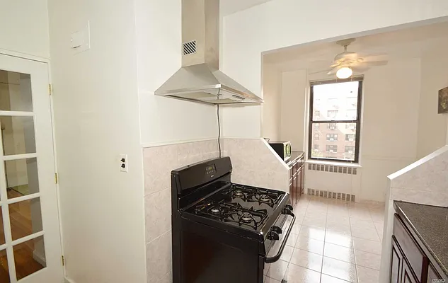 Sold by Benjamin Realty Since 1980 | media 28