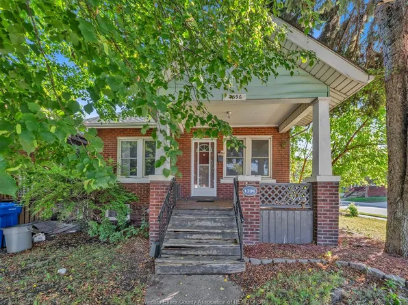1396 Moy Ave, Windsor, ON N8X 4S6
