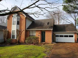1158 Hunters Lake Dr, Cordova, TN 38016