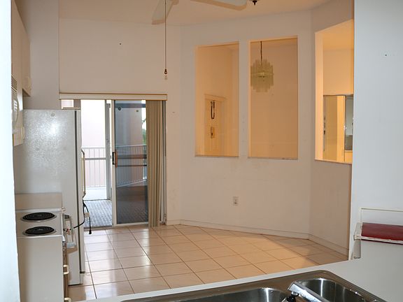 5th image of 7804 Trent Dr #407