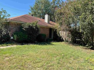 8307 Garrett Dr, Tyler, TX 75703