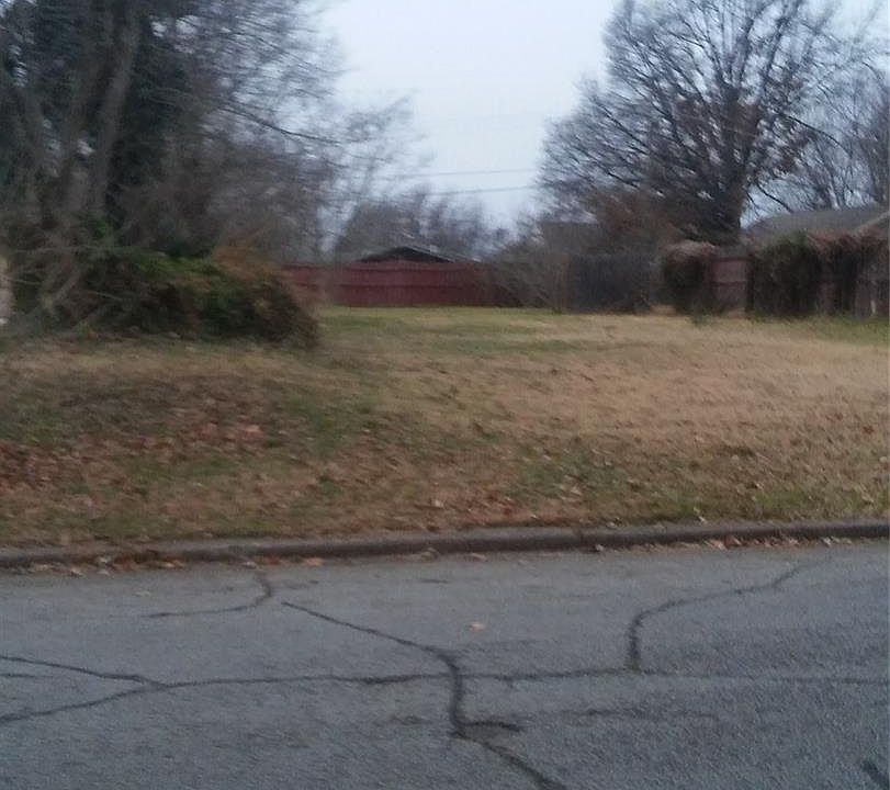 1st image of 1420 S College Ave