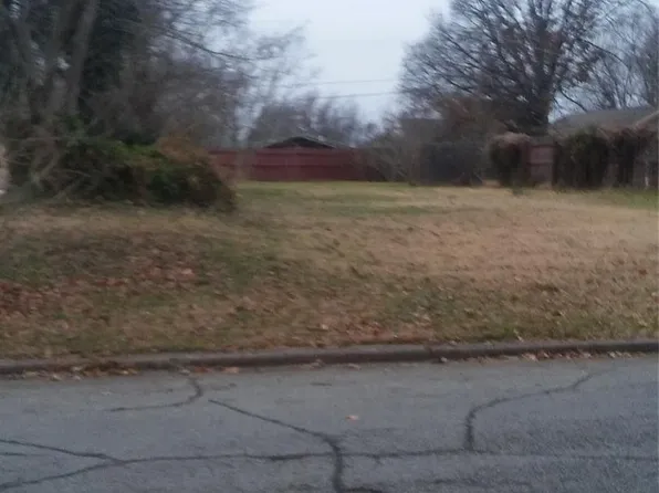 1420 S College Ave, Tulsa, OK 74104
