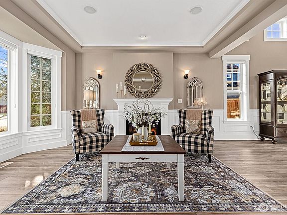 3rd image of 17204 135th Avenue Ct E