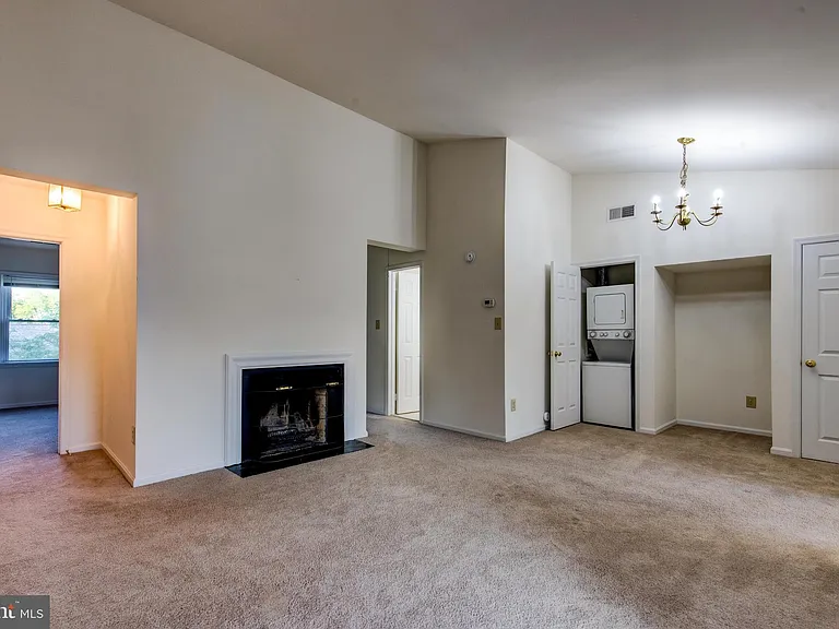 1427 Oronoco St #2-7 — Photo 5