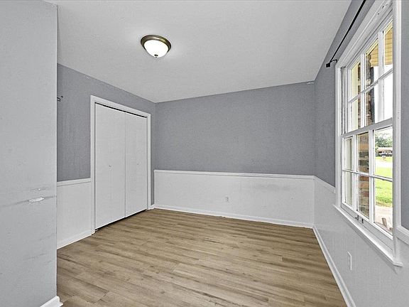 4th image of 2903 Claiborne Rd NW