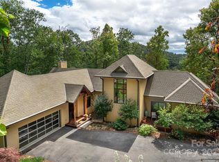34 Finch Dr, Asheville, NC 28804
