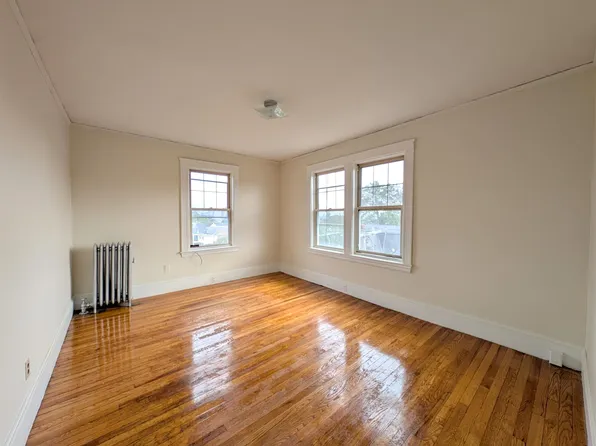 153 Summer St #2, Somerville, MA 02143