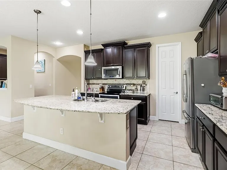 12130 Uleta Ln — Photo 8