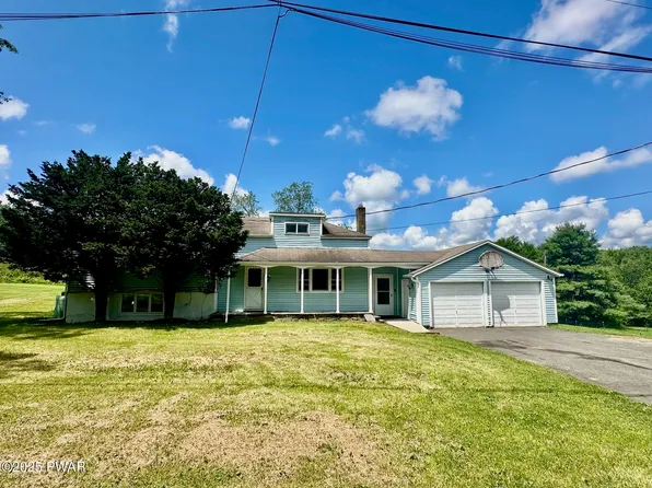 191 Hemlock Grove Rd, Greentown, PA 18426