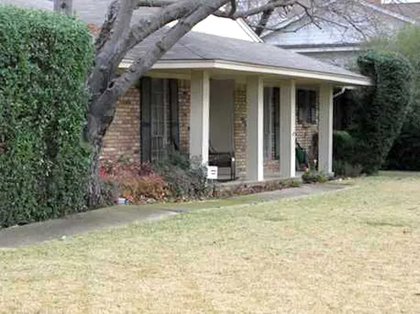 2633 Farmers Branch Ln, Farmers Branch, TX 75234