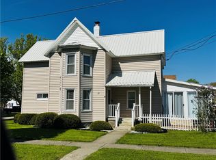 18 1st St, Andover, NY 14806