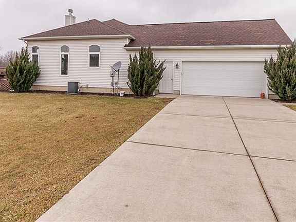2nd image of 13580 Willow Creek Ln