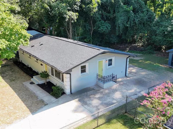 1501 Vancouver Dr, Charlotte, NC 28213