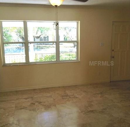 5th image of 2931 Williamsburg St