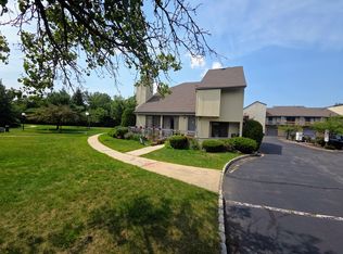 17 Brook St, Somerset, NJ 08873