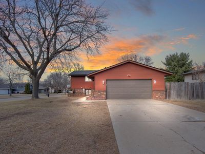 7910 Idaho Ave N, Brooklyn Park, MN, 55445