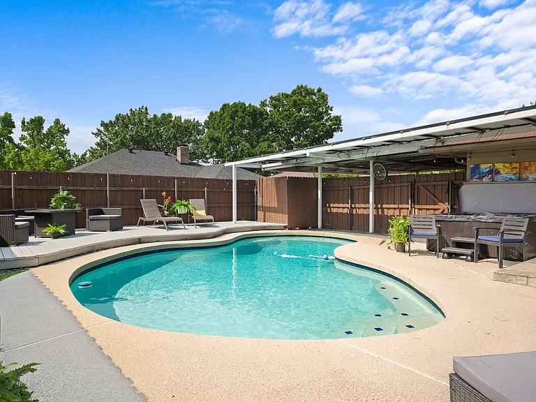 7218 Ridgeview Dr — Photo 46