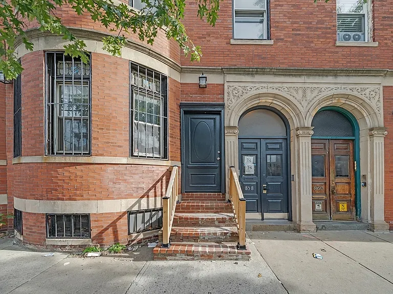 858 Huntington Ave #2 — Photo 1