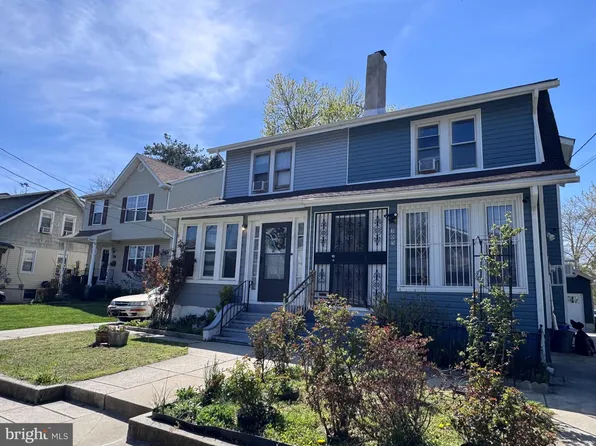 305 Evergreen Ave, Woodlynne, NJ 08107