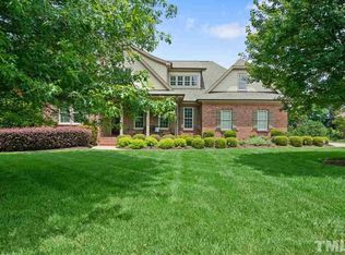 2220 Belvinwood Dr, Fuquay Varina, NC 27526