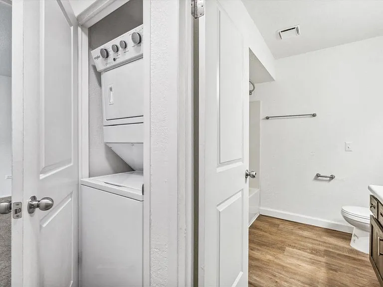 In-unit Washer & Dryer