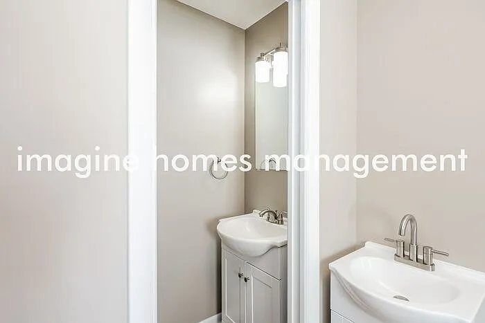 7690 Sharon Dr — Photo 11